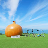 うずの丘・玉ねぎのオブジェ