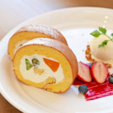 季節のロールケーキ